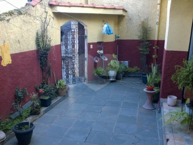 Casa à venda com 4 quartos, sendo 1 suíte,  em Santana, São Paulo, SP