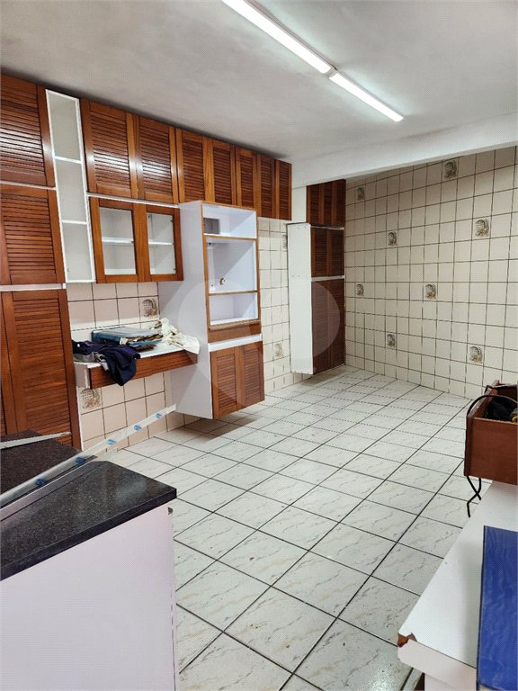 Sobrado à venda com 3 quartos no Brasilândia, São Paulo, SP