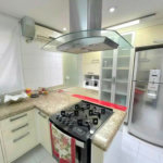 Apartamento com 2 dormitórios à venda, 110 m² por R$ 1.150.000,00 - Gonzaga - Santos/SP