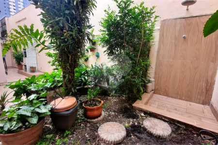 Casa à venda com 3 quartos, sendo 2 suítes, em Santo Amaro, São Paulo, SP