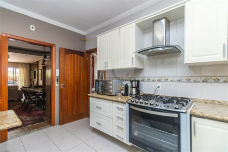 Casa à venda com 4 quartos, sendo 2 suítes, em Jardim Prudência, São Paulo, SP