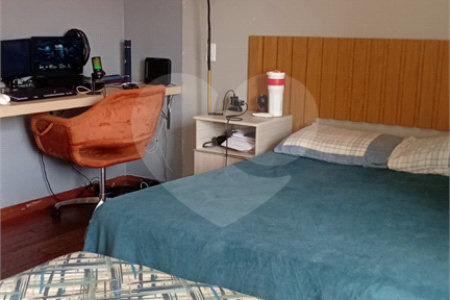 Casa à venda com 4 quartos, sendo 2 suítes, no condomínio Canamari, São Paulo - SP