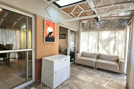 Casa à venda com 3 quartos, sendo 1 suíte, no condomínio Flora Park, São Paulo - SP