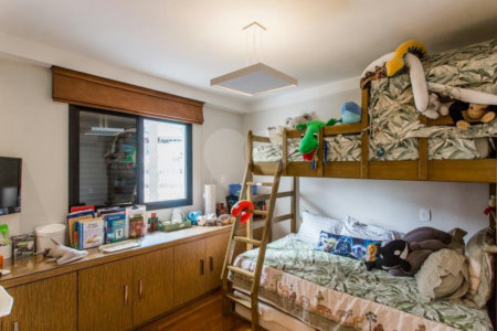 Apartamento à venda com 3 suítes em Campo Belo, São Paulo, SP
