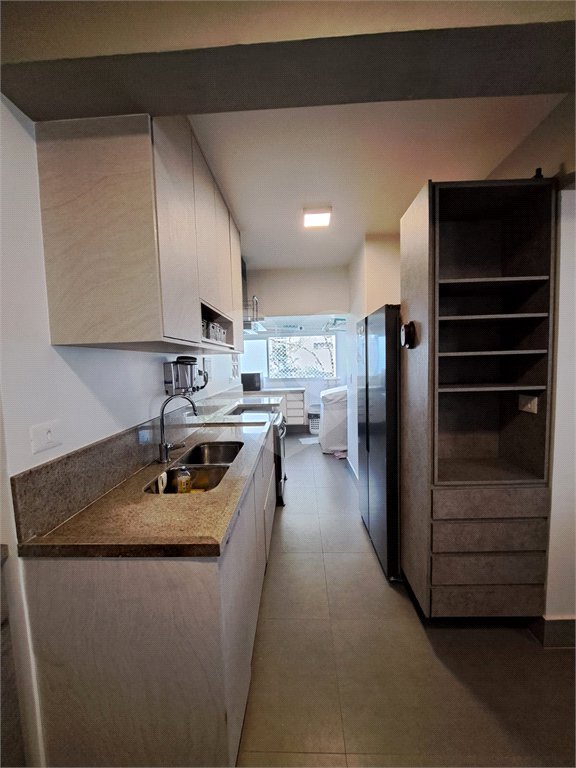 Apartamento à venda com 3 quartos, sendo 1 suíte, em Vila Uberabinha, São Paulo, SP