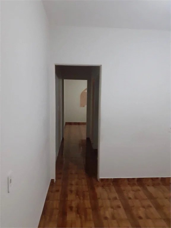 Sobrado à venda com 4 quartos, sendo 1 suíte, em Jardim Germânia, São Paulo, SP