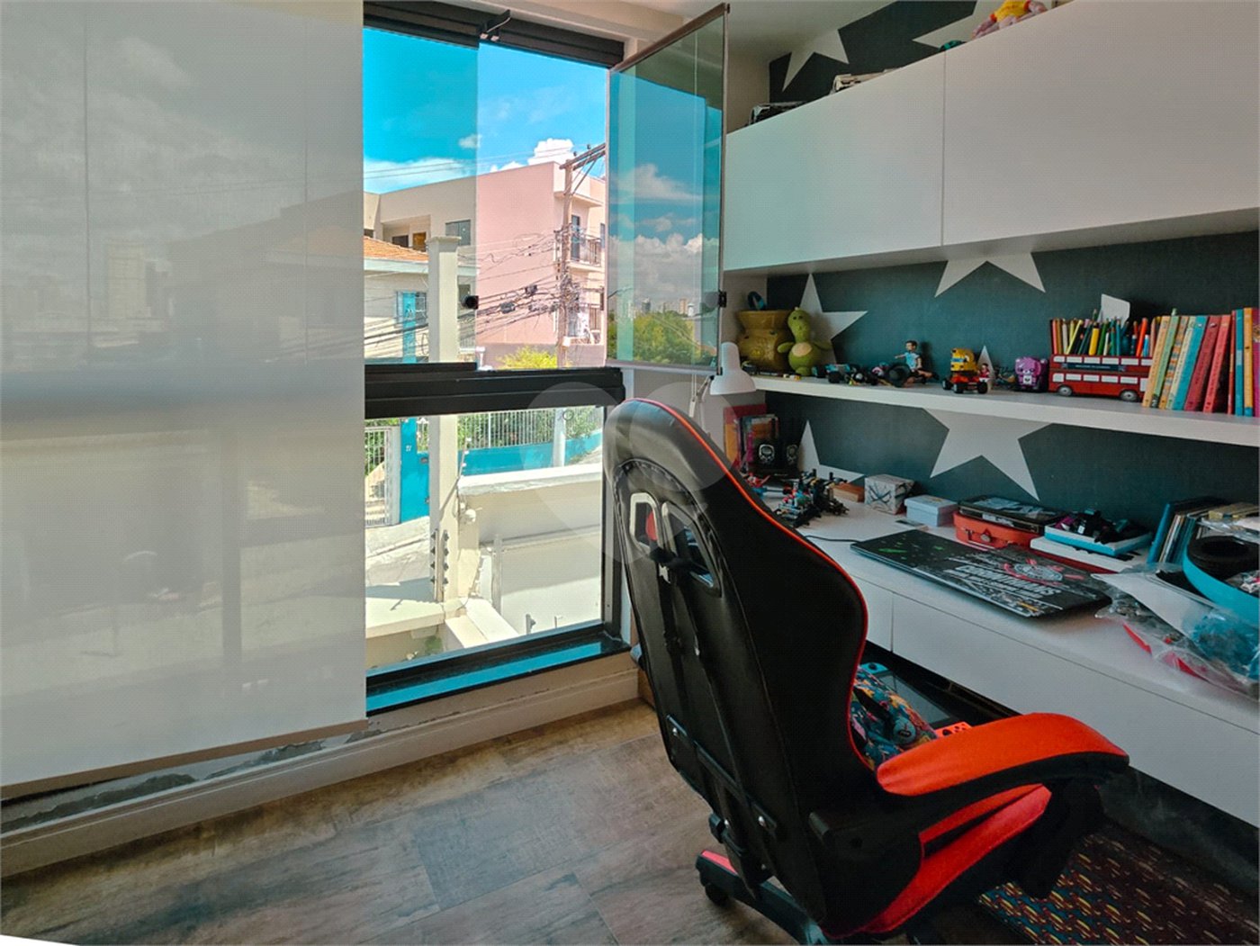 Sobrado à venda com 3 quartos, sendo 1 suíte, em Vila Paulicéia, São Paulo, SP