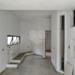 Sobrado à venda com 4 quartos, sendo 3 suítes,  em Morumbi, São Paulo, SP