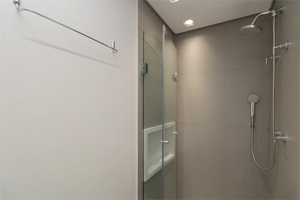 Apartamento à venda com 1 quarto em Vila Cordeiro, São Paulo, SP