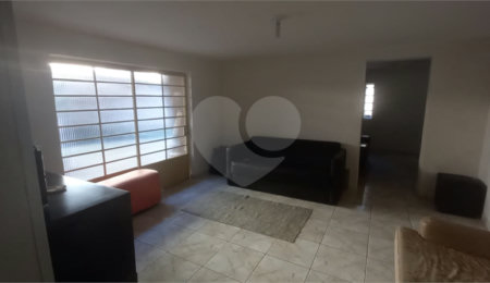 Sobrado à venda com 4 quartos em Horto Florestal, São Paulo, SP