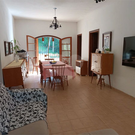 Chácara à venda com 2 quartos, sendo 1 suíte, em Caete (mailasqui), São Roque, SP