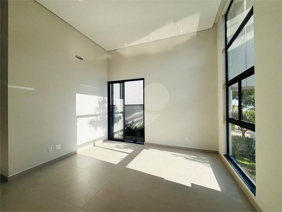 Casa à venda com 3 suítes no condomínio Residencial Chácara Ondina, Sorocaba - SP