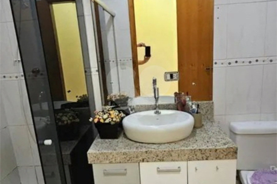 Sobrado à venda com 3 quartos, sendo 1 suíte, em Vila Pereira Barreto, São Paulo, SP