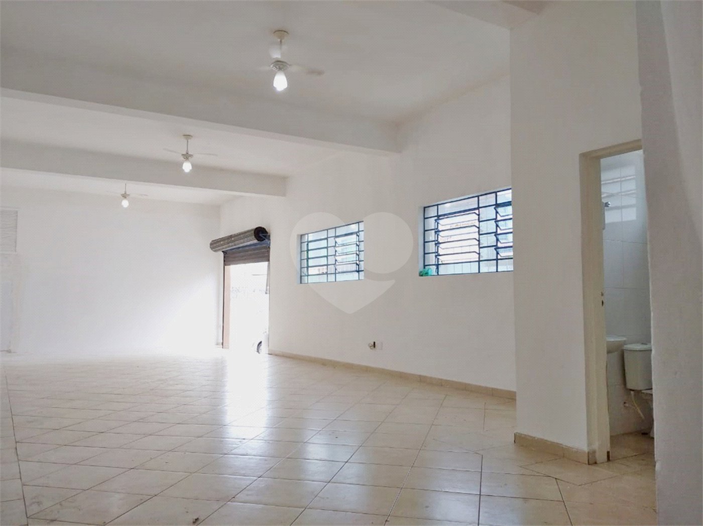 Prédio à venda em Santana, São Paulo, SP