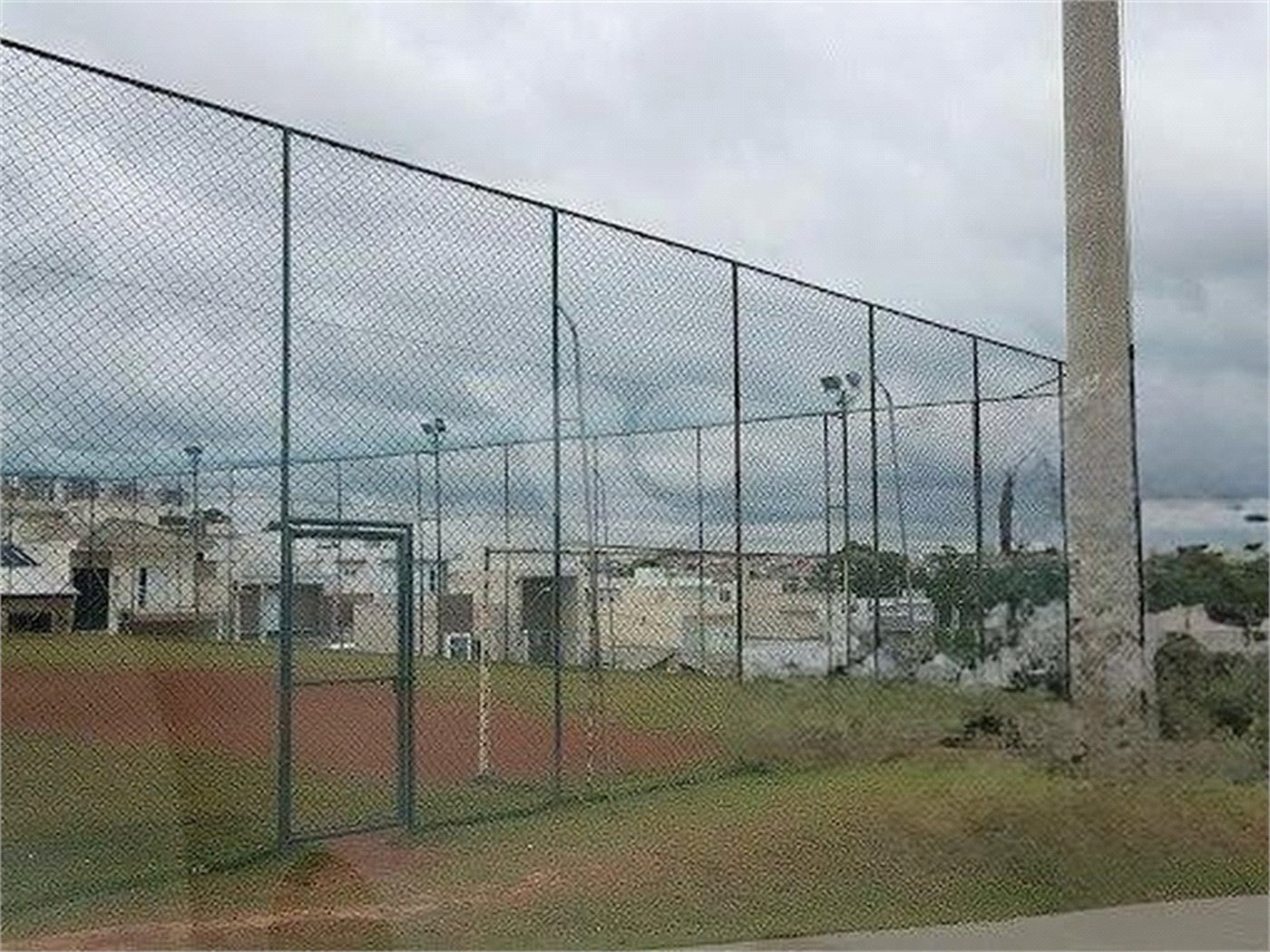Casa à venda com 3 quartos, sendo 1 suíte, no condomínio Villagio Milano, Sorocaba - SP