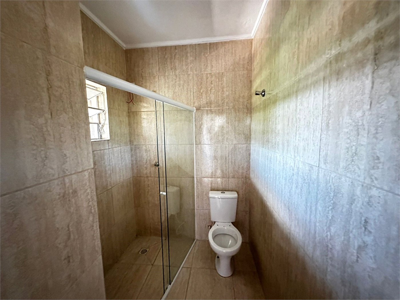 Apartamento para alugar com 3 quartos em Vila Monte Belo, Itaquaquecetuba, SP