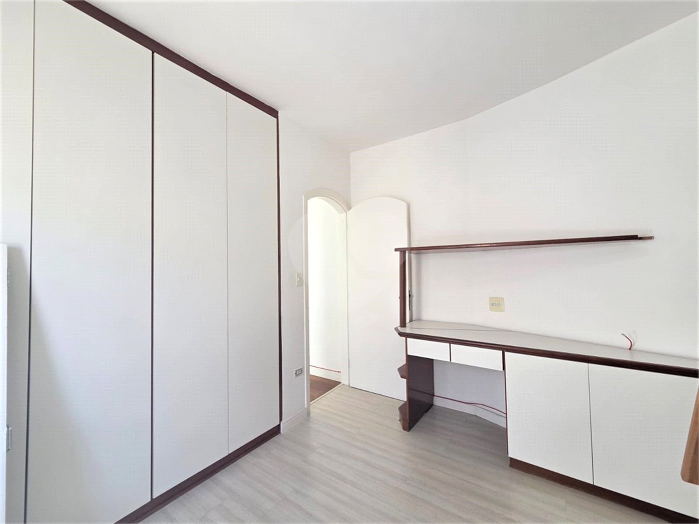 Sobrado à venda ou para alugar com 3 quartos, sendo 2 suítes,  em Vila Lucia, São Paulo, SP