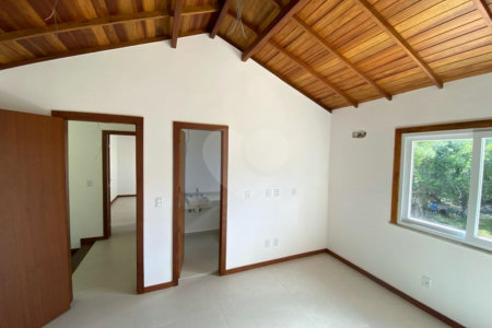 Casa em condomínio à venda com 4 suítes em Praia Rasa, Armação dos Búzios, RJ