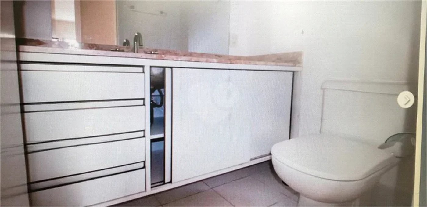 Apartamento à venda com 2 quartos, sendo 1 suíte,  em Morumbi, São Paulo, SP