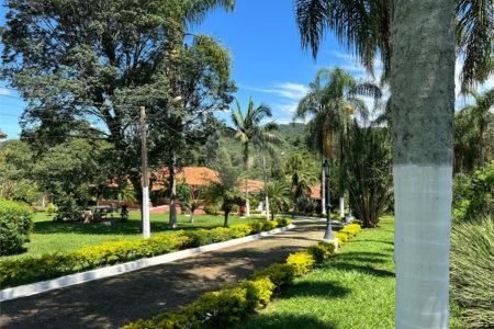 Chácara à venda com 4 quartos, sendo 2 suítes, em Jardim Conceição, São Roque, SP