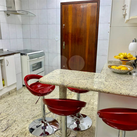 Casa à venda com 3 suítes em Vila Amorim, Suzano, SP
