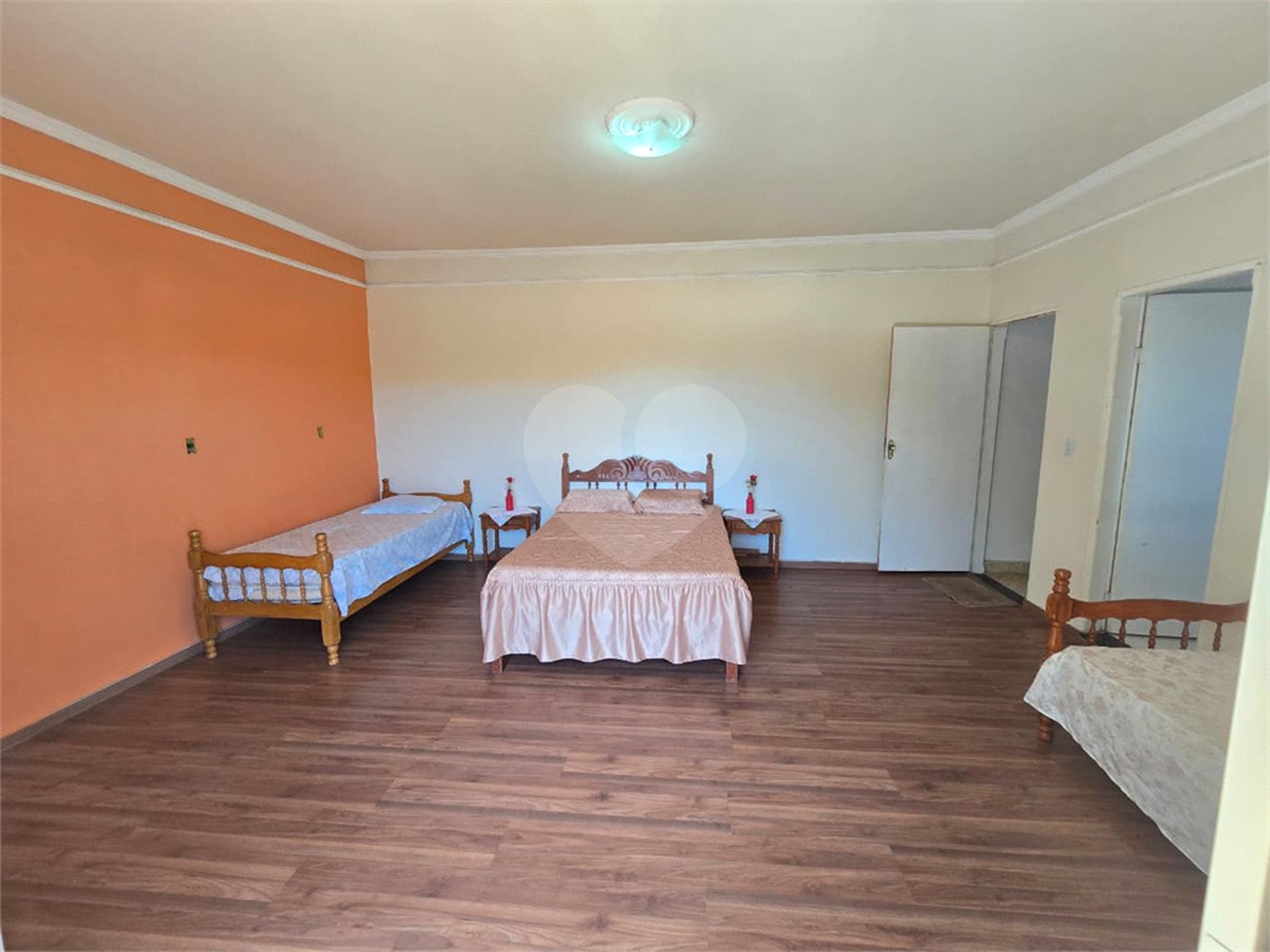 Casa à venda com 5 quartos, sendo 1 suíte,  em Vila Santana, Itapetininga, SP