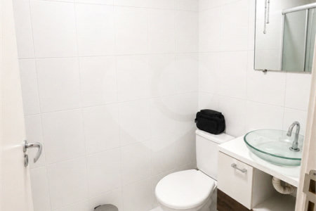 Apartamento à venda com 2 quartos, sendo 1 suíte, em Vila Assis Brasil, Mauá, SP