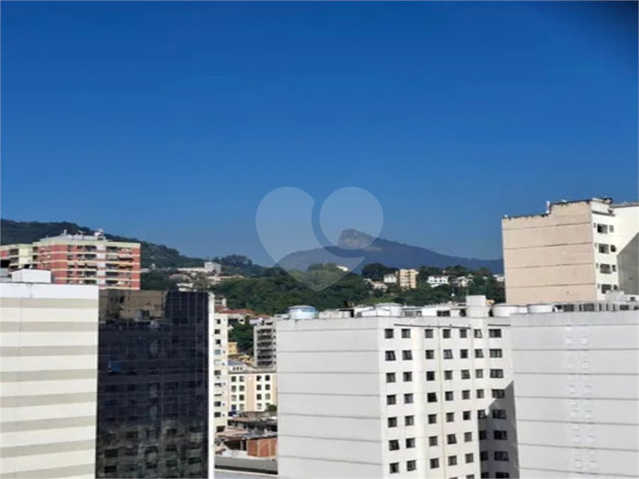 Kitnet à venda no Centro, Rio de Janeiro, RJ