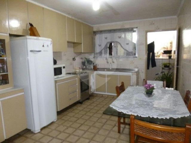 Sobrado à venda com 3 quartos, sendo 1 suíte,  em Santana, São Paulo, SP