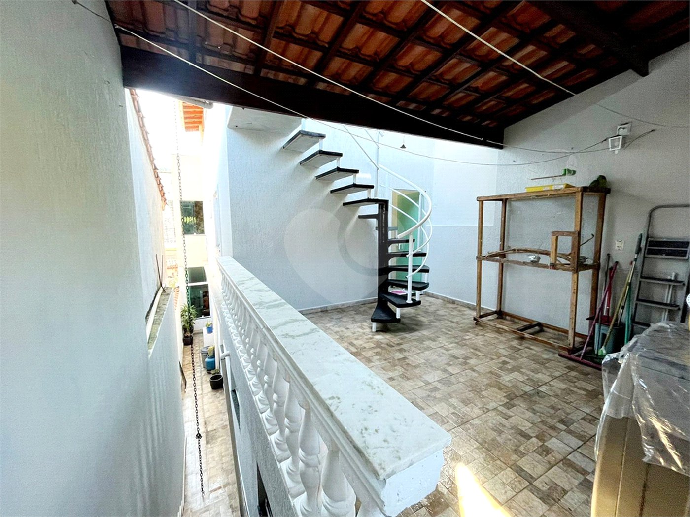 Sobrado à venda com 6 quartos, sendo 1 suíte,  em Horto, São Paulo, SP