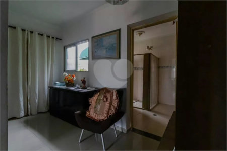 Casa à venda com 3 quartos, sendo 1 suíte, em Vila Brasilina, São Paulo, SP