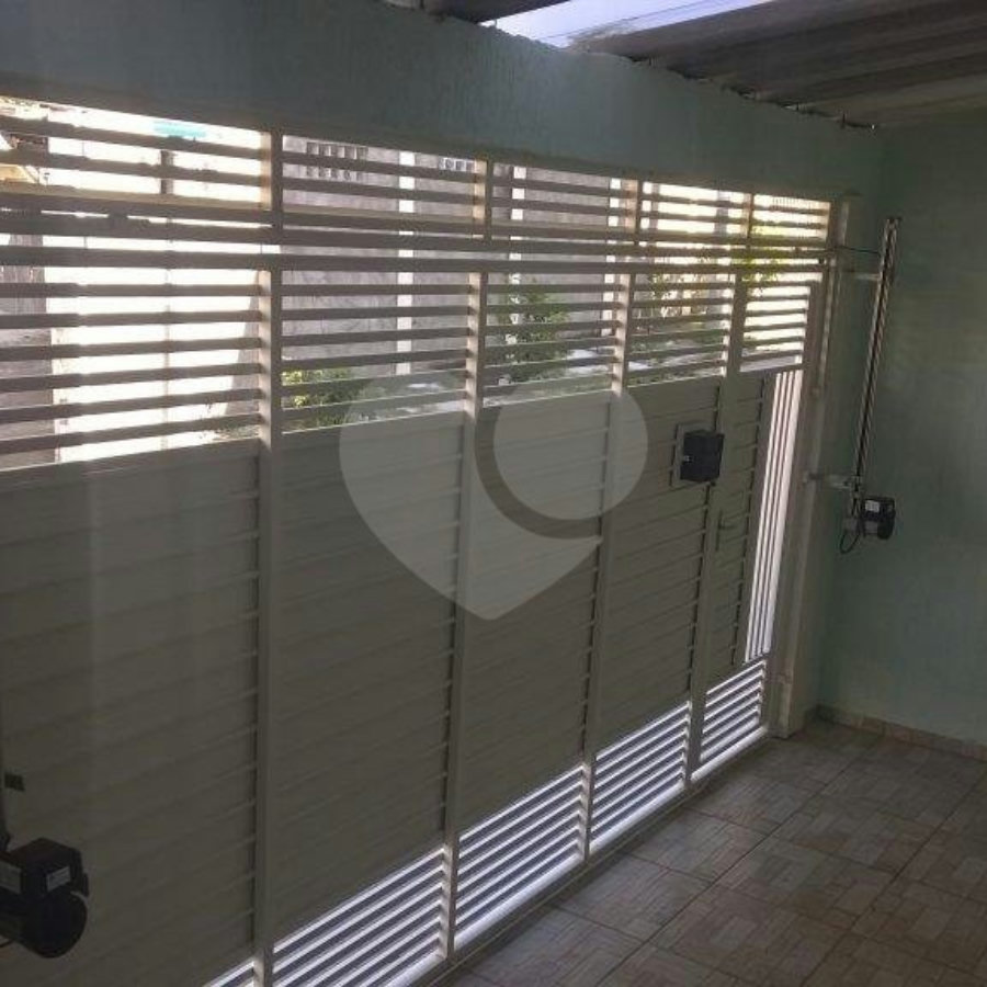 Casa à venda com 3 quartos no condomínio Urbano do Carmo Curado, São Paulo - SP