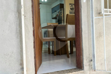 Casa à venda com 2 quartos, sendo 1 suíte,  em Caminho de Búzios, Cabo Frio, RJ