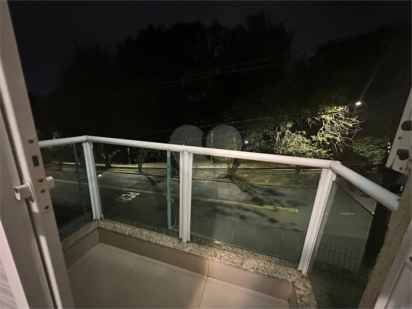 Casa à venda ou para alugar com 3 quartos, sendo 1 suíte,  em Jardim Vivan, São Paulo, SP