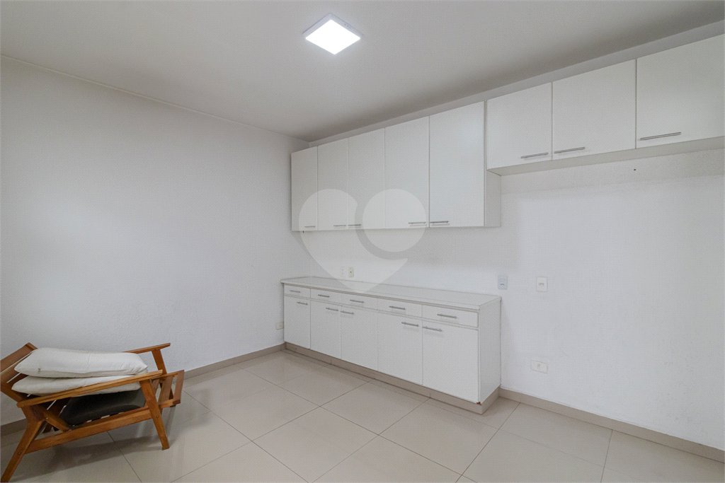 Casa Térrea à venda com 4 quartos, sendo 2 suítes, em Bosque da Saúde, São Paulo, SP