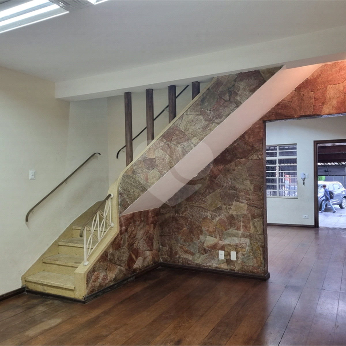 Sobrado à venda com 3 quartos em Moema, São Paulo, SP