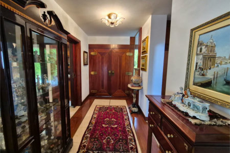 Casa de Vila à venda ou para alugar com 4 quartos, sendo 2 suítes, em Jardim Leonor, São Paulo, SP