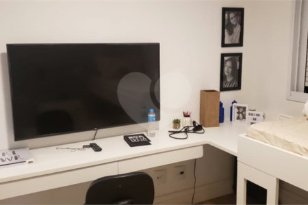Apartamento à venda com 3 suítes em Rio Pequeno, São Paulo, SP