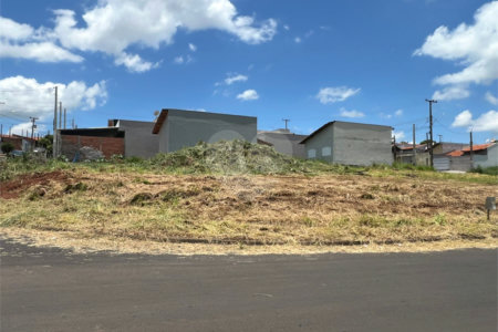Terreno à Venda no Residencial Bosque dos Tamanduás – Descalvado/SP