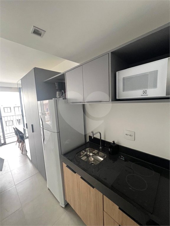 Apartamento à venda ou para alugar com 1 suíte em Indianópolis, São Paulo, SP