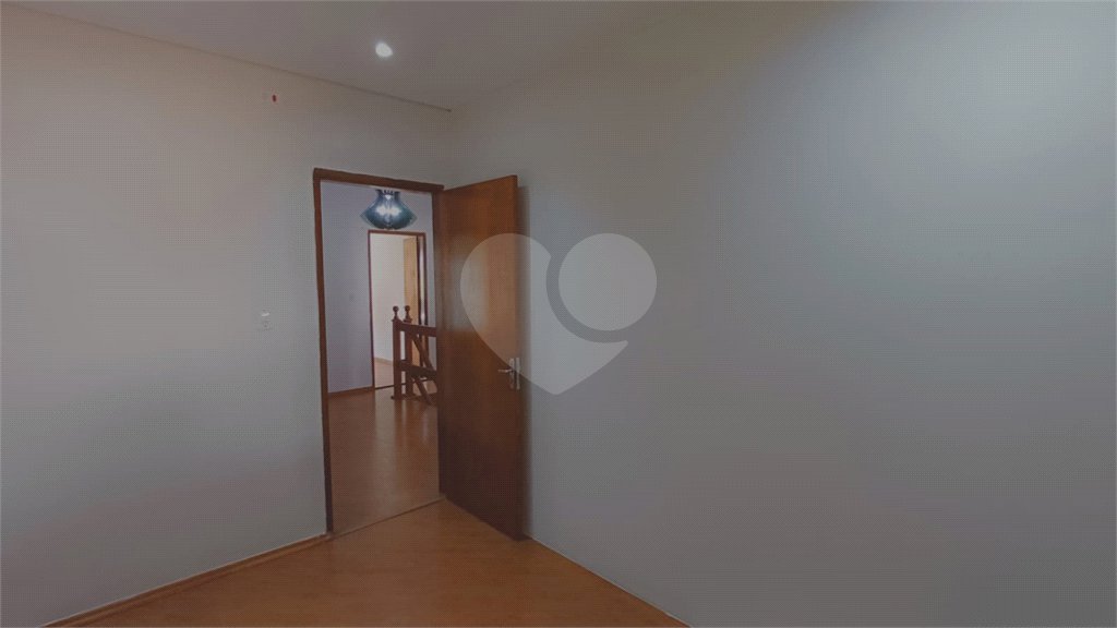 Sobrado à venda com 3 quartos em Bonfim, Osasco, SP