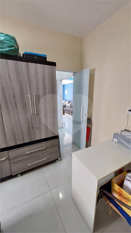 Casa à venda com 4 quartos, sendo 2 suítes, no condomínio Vivendas do Mendanha, Rio de Janeiro - RJ