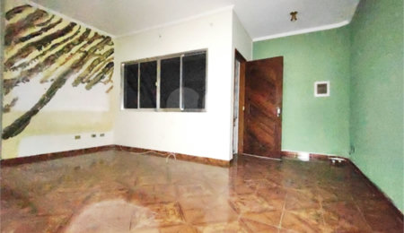 Sobrado à venda com 3 quartos em Tremembé, São Paulo, SP