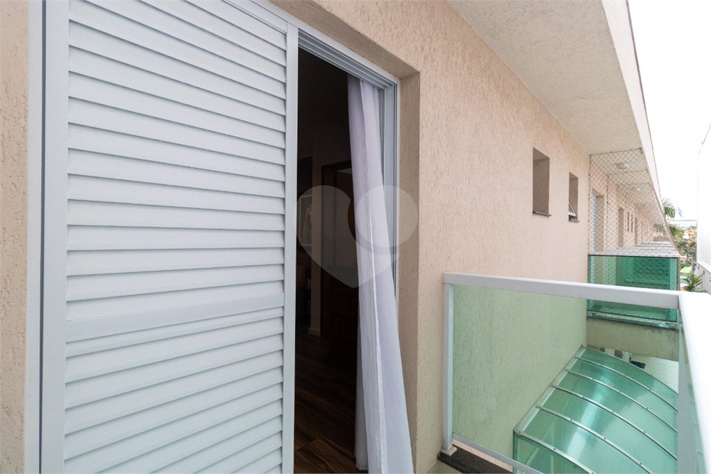 Casa à venda com 3 quartos, sendo 1 suíte, no condomínio Orquideas, São Paulo - SP