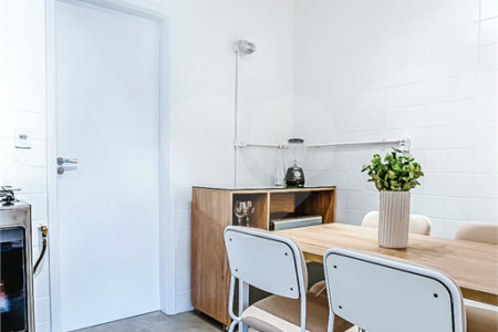 Apartamento à venda com 3 quartos em Vila Cordeiro, São Paulo, SP