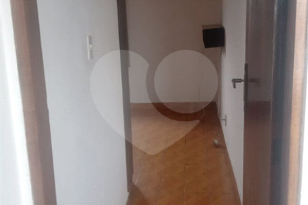Casa à venda com 3 quartos, sendo 1 suíte,  em Jardim Jussara, Mogi das Cruzes, SP