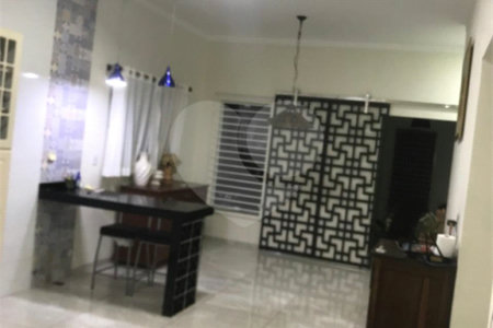 Casa à venda com 2 suítes em Cidade Jardim, Araraquara, SP