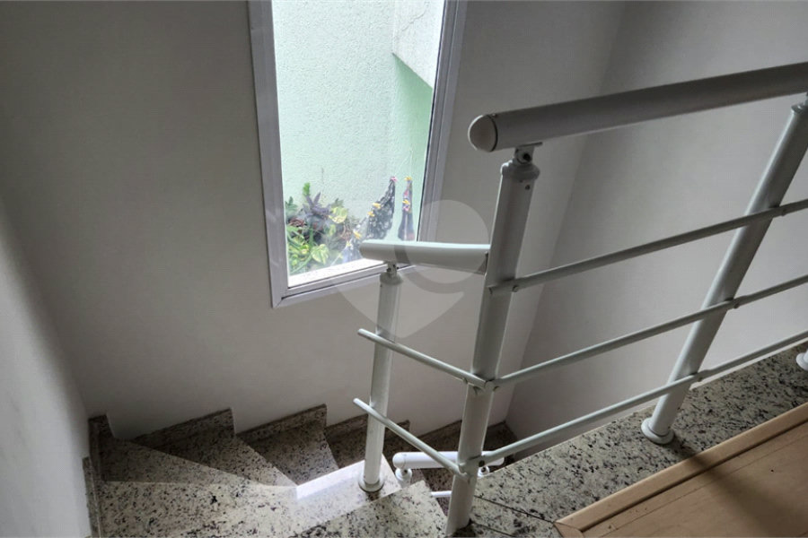 Sobrado à venda com 3 quartos, sendo 2 suítes, em Vila Gustavo, São Paulo, SP