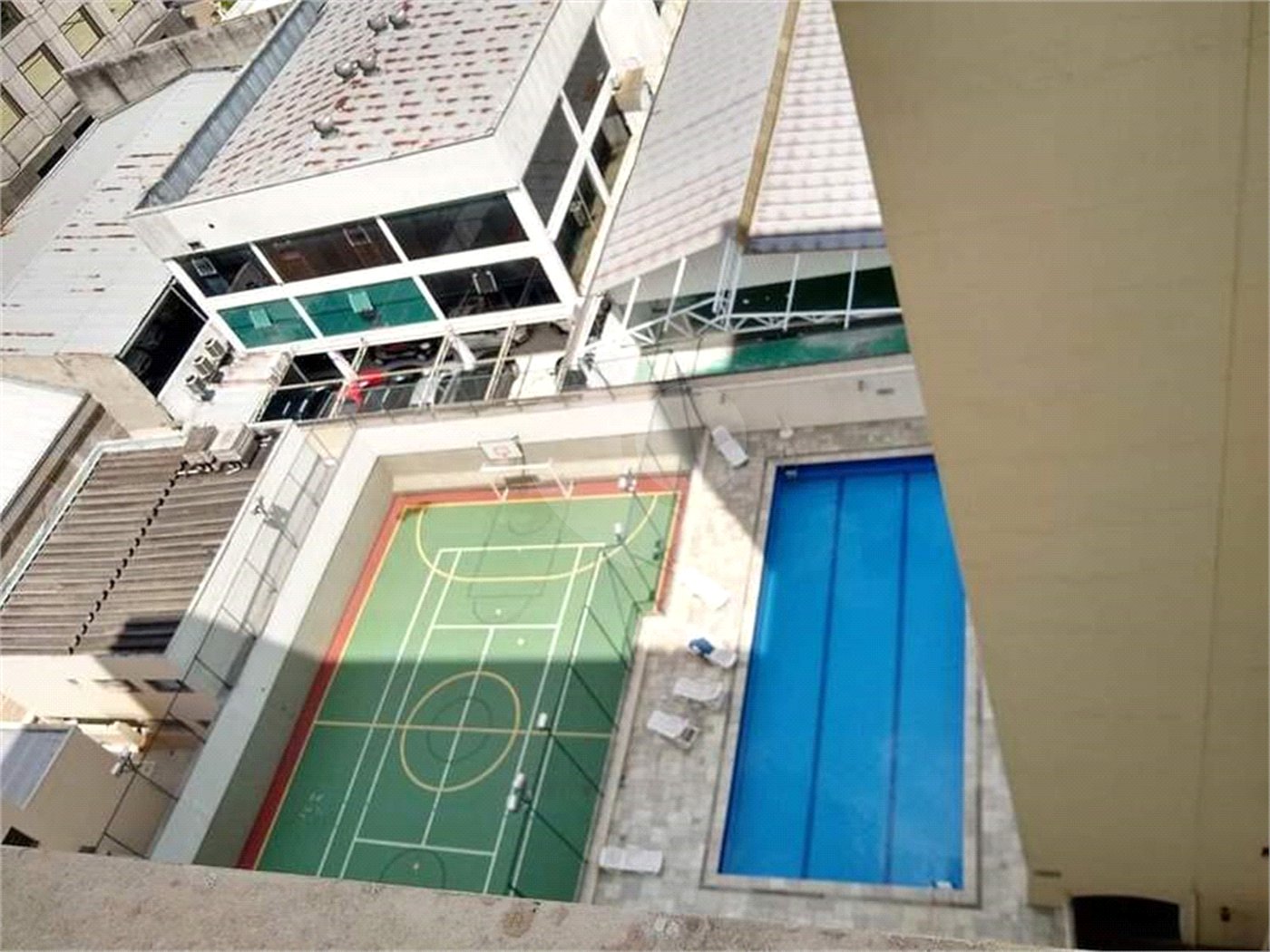Apartamento à venda com 2 quartos em Moema, São Paulo, SP