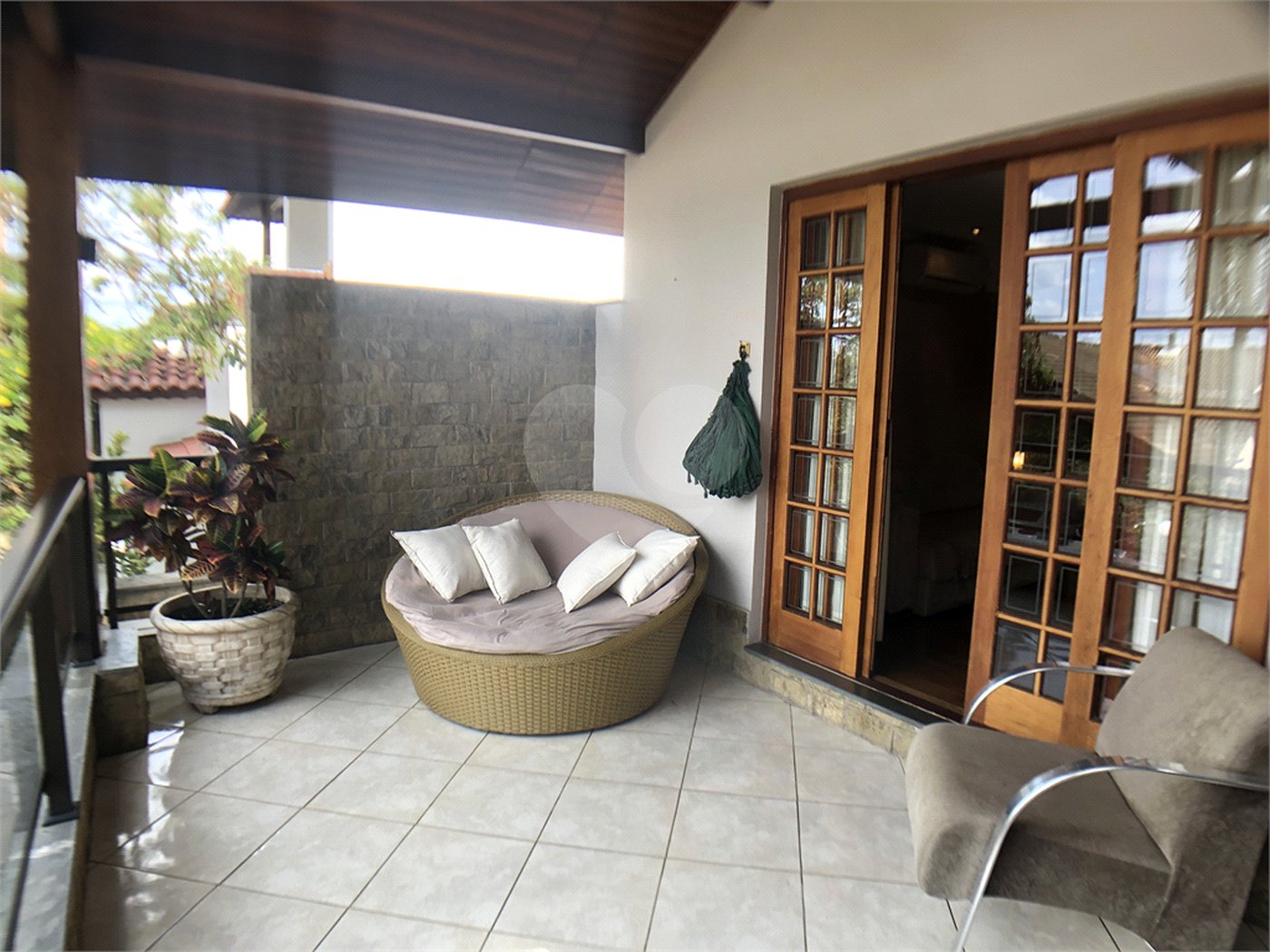 Casa à venda com 4 suítes no condomínio Residencial Floresta, São Paulo - SP